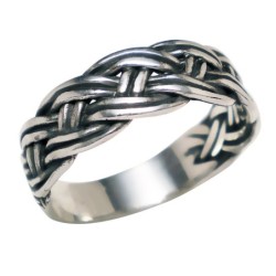 Hõbesõrmus Nr. 680